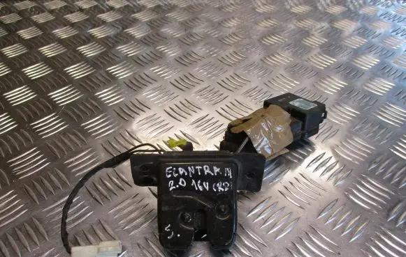 Hyundai Elantra Tailgate/trunk/boot lock/catch/latch