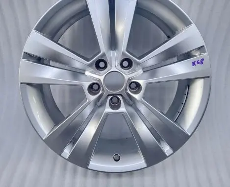 Skoda Yeti (5L) R18 alloy rim 