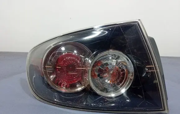 Mazda 3 I Rear/tail lights STANLEYP6340