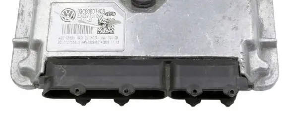 Volkswagen Golf IV Engine control unit/module 03C906014CB BC0107336C