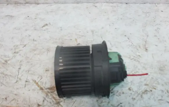 Citroen C4 II Heater fan/blower T1011131B