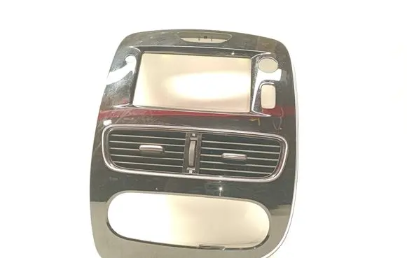 Renault Clio IV Radio/GPS head unit trim 682601204R 686206856R 687502204R