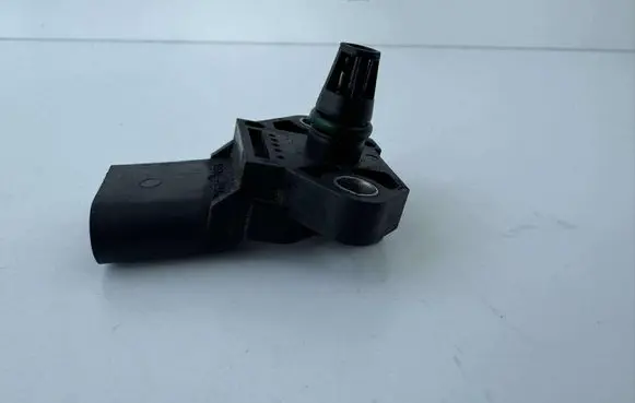 Volkswagen Phaeton Air pressure sensor 0281002401 038906051C
