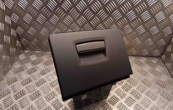 BMW 5 F10 F11 Glove box 9166696 51169166696