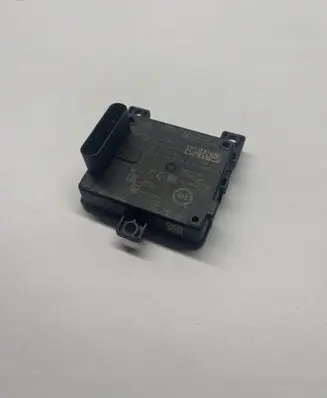 Volkswagen PASSAT B8 Distronic sensor radar 1N3907550C
