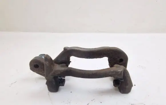Nissan Qashqai Brake caliper pad carrier rear 09077A
