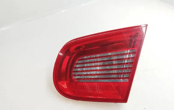 Volkswagen Eos Tailgate rear/tail lights 1Q0945094 009247020344