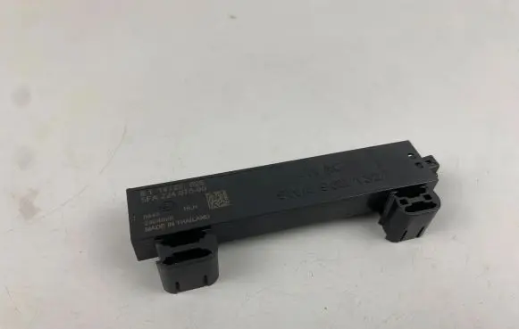 Volkswagen Golf VIII Keyless system antenna 5WA962132