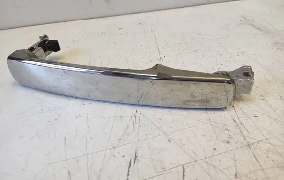 Nissan X-Trail T31 Rear door exterior handle 