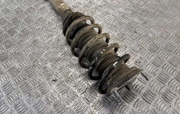 Peugeot 407 Front shock absorber/damper