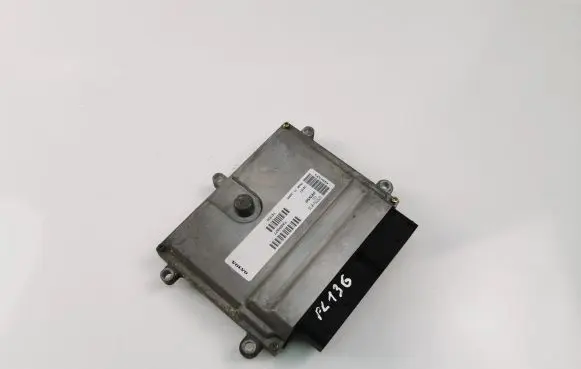 Volvo V50 Engine control unit/module ECU P30650677