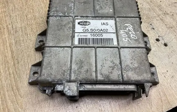 Peugeot 405 Engine control unit/module G5s00a02