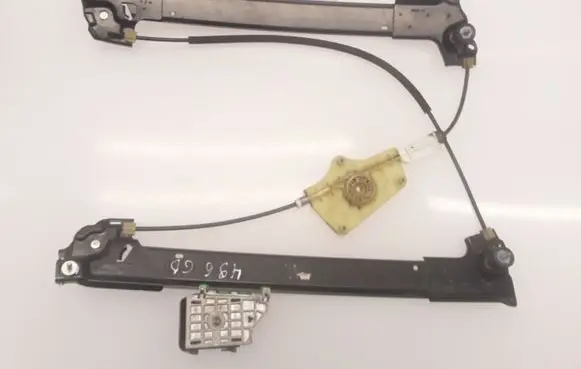 Citroen C6 Rear window lifting mechanism without motor