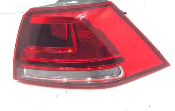 Volkswagen Golf VII Rear/tail lights 5G0945096H