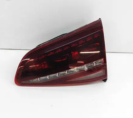 Volkswagen Golf VII Tailgate rear/tail lights 5G0945308E