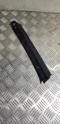 Ford Capri III (B) pillar trim (top)