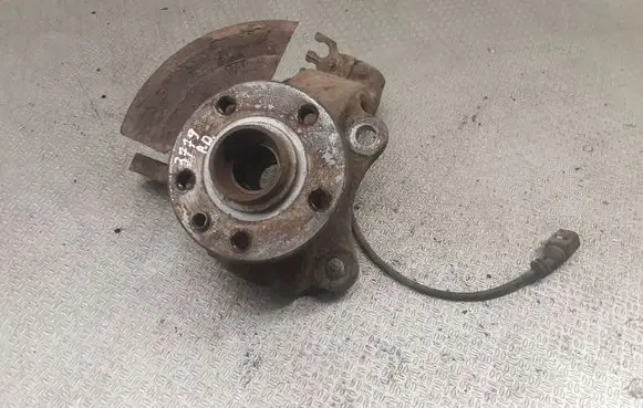 Seat Alhambra (Mk1) Front wheel hub spindle knuckle