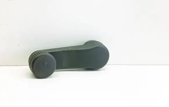 Volkswagen Golf III Front door window winding handle 1H0837581