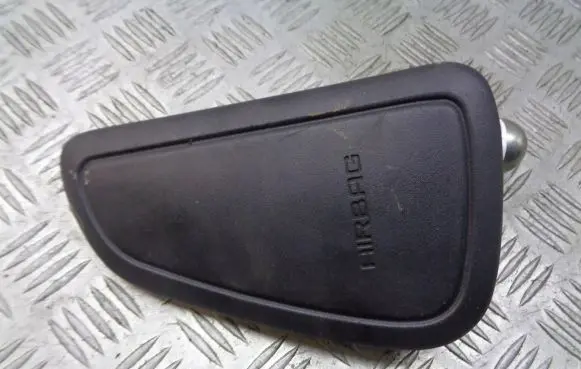 Opel Tigra B Steering wheel airbag