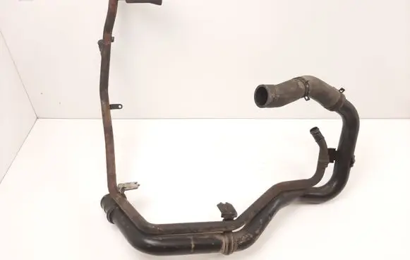Volkswagen Crafter Engine coolant pipe/hose 076121064E