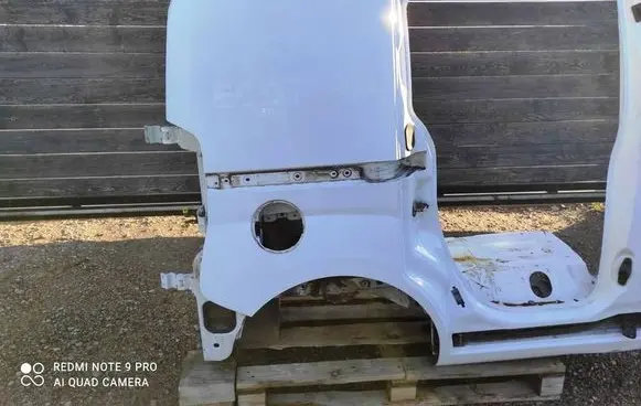 Fiat Fiorino Side car body part 