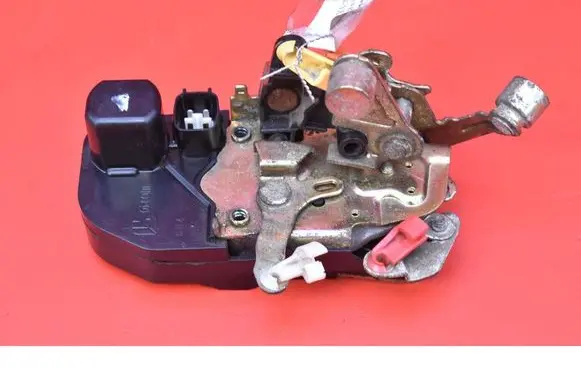 Chrysler Grand Voyager IV Front door lock 
