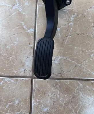 Toyota C-HR I Accelerator throttle pedal 78110F4020