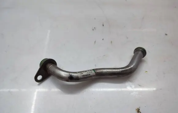 Seat Leon IV Turbo turbocharger oiling pipe/hose 05E145735D
