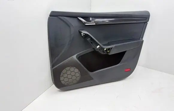 Skoda Octavia Mk3 (5E) Front door card panel trim 5E0867171E 5E1867014N 5E0867198