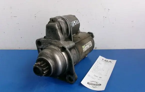 Volkswagen Golf IV Starter motor 02A911024B