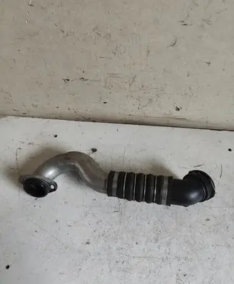 BMW 5 E60 E61 Intercooler hose/pipe 7808414