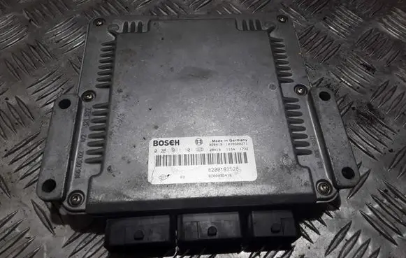 Renault Laguna II Engine control unit/module 0281011101