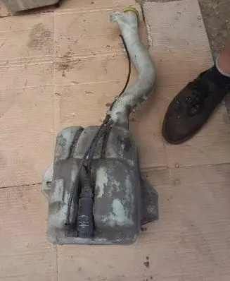 Ford Transit Windscreen/windshield washer pump