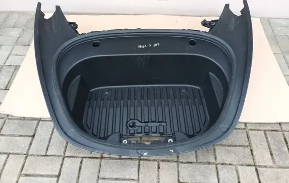 Tesla Model 3 Front trunk storage compartment 164535000