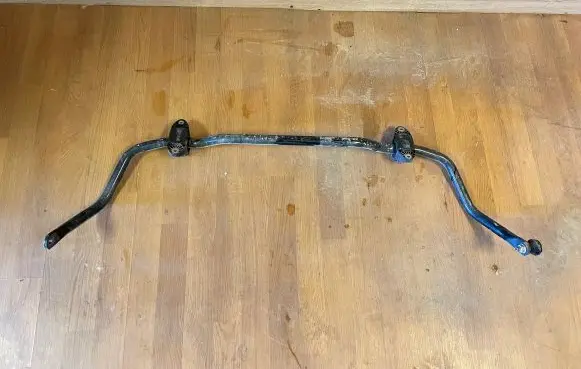 BMW 1 F40 Front anti-roll bar/sway bar 6859886