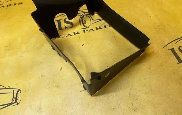 Audi TT TTS RS Mk3 8S Intercooler air channel guide 8V0117340