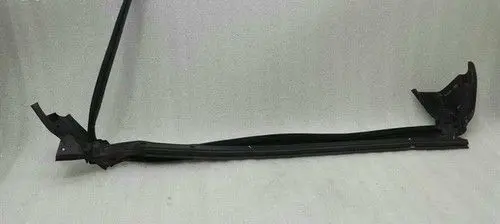 Mercedes-Benz AMG GT 4 x290 w290 Front door rubber seal A1907270087