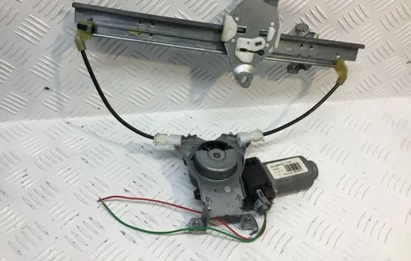 Nissan Qashqai Rear door window regulator with motor 402190A