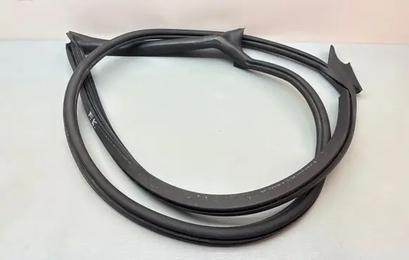 Volkswagen Arteon Shooting Brake Front door rubber seal 3G8867337