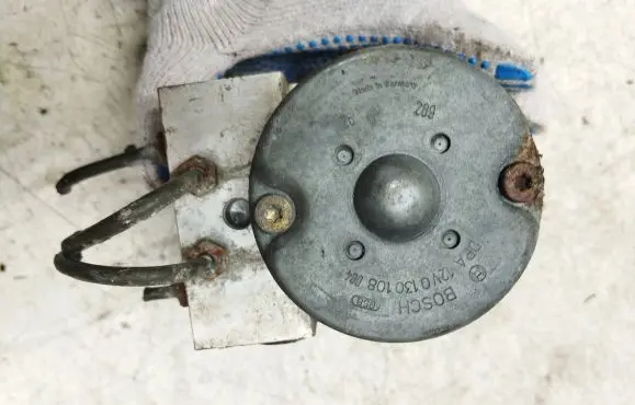 Mitsubishi Carisma ABS Pump MR475695 0265216773