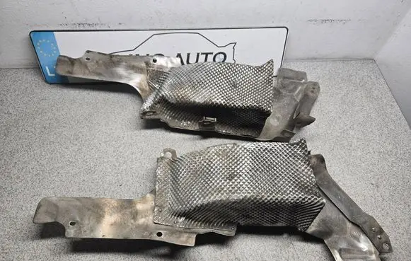 BMW 5 E39 Brake cooling air channel/duct 7892495 7892496