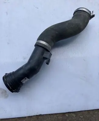 BMW 1 F20 F21 Intercooler hose/pipe 7597588 7599906