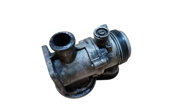 BMW 5 E60 E61 EGR valve 7791480 70045000
