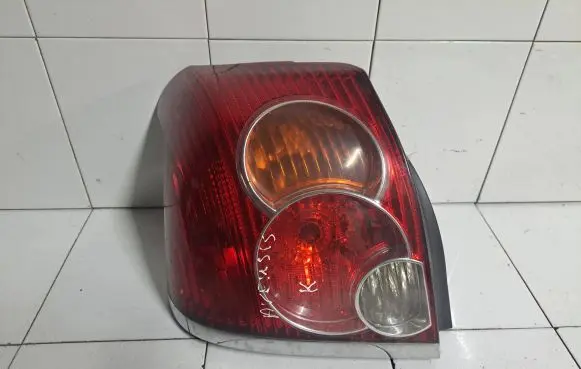 Toyota Avensis T250 Rear/tail lights
