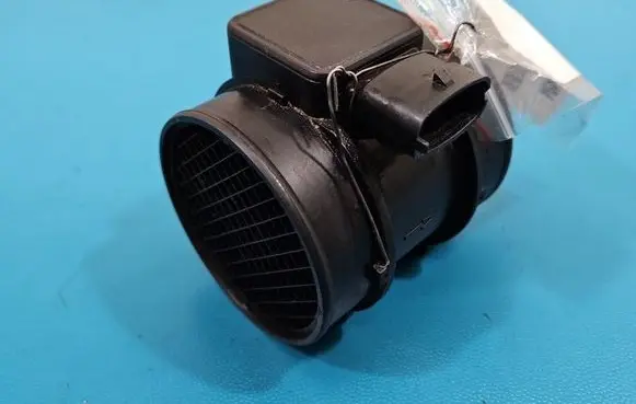 Opel Zafira A Mass air flow meter 5WK9606 IMPRK1592494
