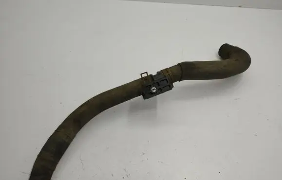 Mazda CX-7 Engine coolant pipe/hose