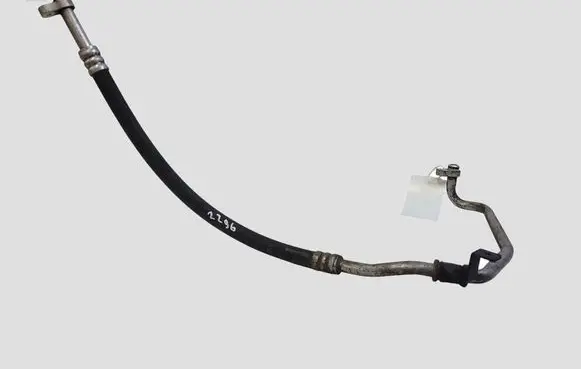 KIA Carens II Air conditioning (A/C) pipe/hose