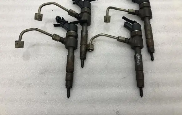 Fiat Punto (199) Fuel injector 445111141