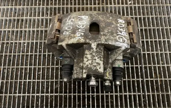 Dodge RAM 1500 DS Rear brake caliper A005P716 9057