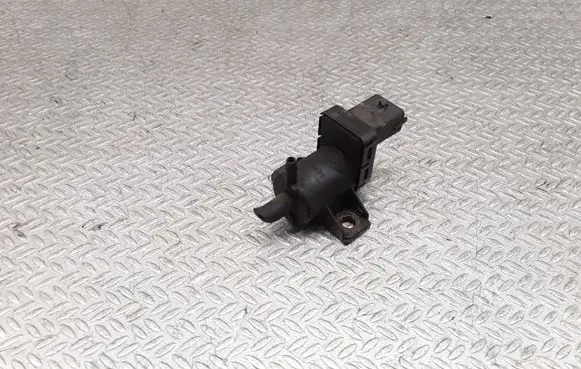 Opel Insignia A Turbo solenoid valve 55566051